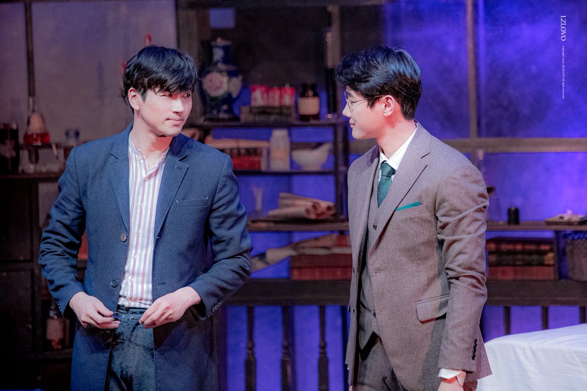 LZLOVO's tweet photo. 201118 뮤지컬 #배니싱
김의신｜윤명렬
#정민 #유승현 배우님

형, 이거 기억나? https://t.co/Uv4VvxBQ9u