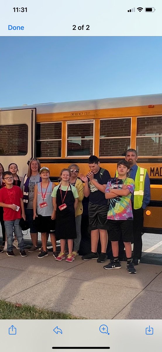 mohawkDSS's tweet photo. @Petermann_Bus Thank you for always supporting our transition program @MadisonMohawks Brian Taylor and Tarrah Perry are the best!  You truly live up to “Getting students to school safely, on time and ready to learn” https://t.co/8MR2tElR8m