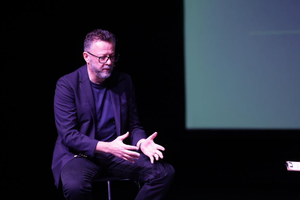 Road Show tweet media