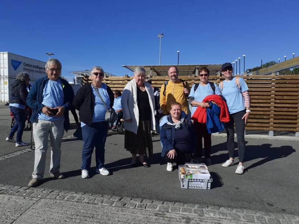 ArchipelSante's tweet photo. C'est avec grande fierté et joie que nous avons participé à la Croisière Grand Coeur Marin le 17 septembre dernier. L'occasion pour certains de nos usagers de découvrir la mer pour la 1ère fois ⛵
A l'année prochaine moussaillons 😉⚓

@apfhandicap @APAJH @fondation_ildys https://t.co/Q2h1bO44Uv