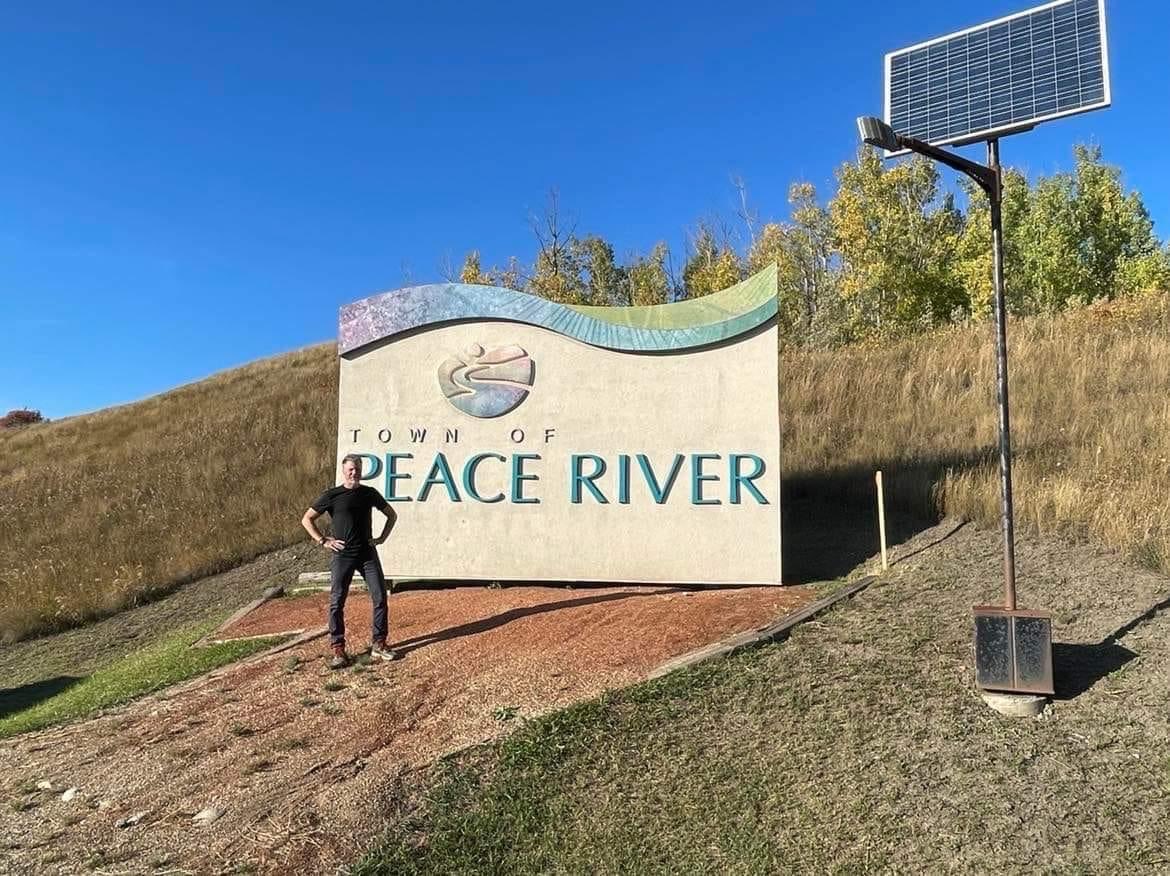 Epitetj's tweet photo. #SeedsandStories #IndigenousSeedCollectionProgram #SeedsForOurFuture #IndigenousSeedCollection After Donnie picked up a new laptop from our IT at our Northern Forestry Center then it was a 6 hour trip to Peace River to meet up with Jean-Marie at NAIT, then off to Paddle Prairie https://t.co/DiJVHZUvkO