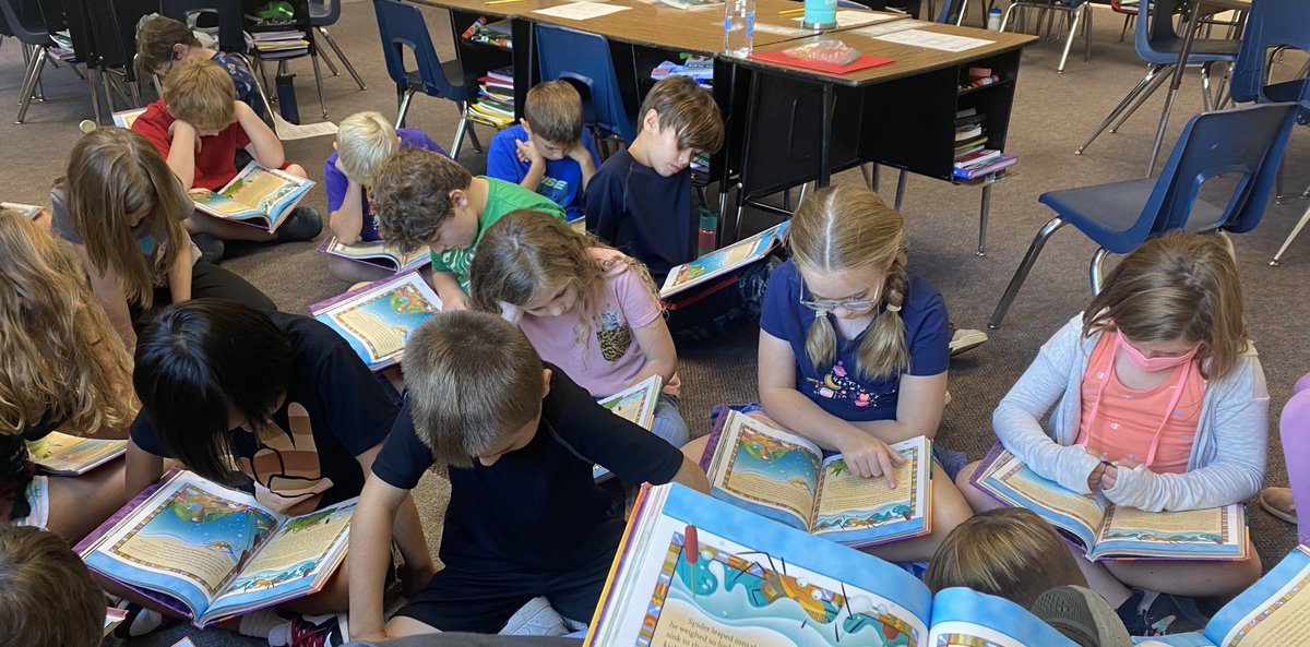 MrAurandTES's tweet photo. Our class enjoyed reading a trickster tale together today! https://t.co/pKCK2Lqe6l