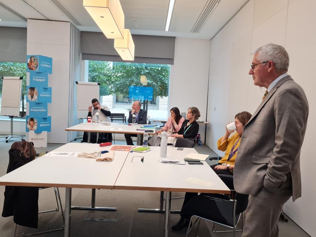 DickensUruguay's tweet photo. Sofía Scherschener es nuestra representante en #Cambridge, en el 3rd Cambridge International Associates Conference for Latin America and the Caribbean.
Dickens es el único representante oficial de @CambridgeInt en Uruguay.
#CambridgeAssociate https://t.co/yBYXCXRLd2