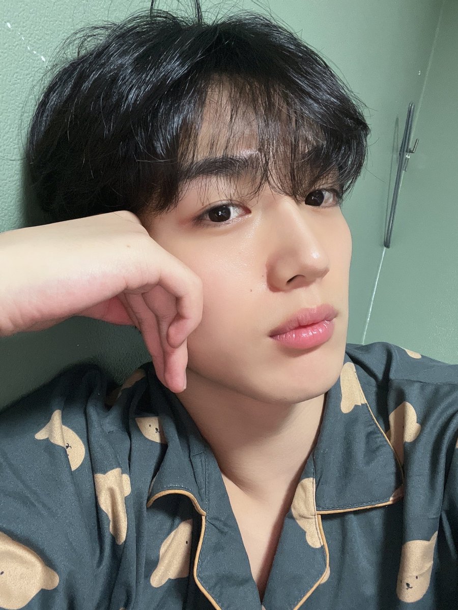 Yohanbunnyy2's tweet photo. KING YOHAN DAY
#9월의선물_요한이에게
#KingYohanDay https://t.co/1cZIL5SZxS