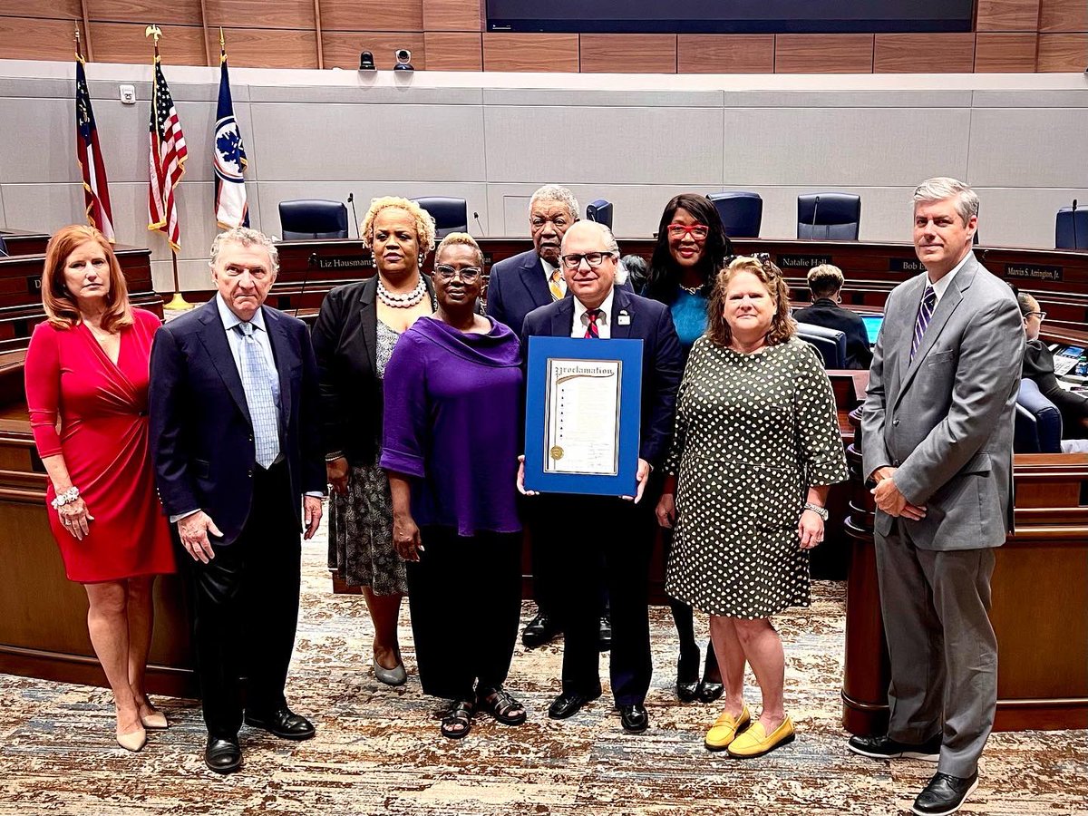 Jeff Breedlove (@jeffbreedlove1) on Twitter photo Thank you to Fulton County Commissioner Natalie Hall and the Fulton County Board of Commissioners for this brilliant proclamation in support of #RecoveryMonth
Recovery is Real in Fulton County
#garecovers #recovery #hopedealers #gapol <a href="/NatalieWHall/">Vice Chair Natalie Hall</a> @Recovery_GCSA Thank you to Fulton County Commissioner Natalie Hall and the Fulton County Board of Commissioners for this brilliant proclamation in support of #RecoveryMonth
Recovery is Real in Fulton County
#garecovers #recovery #hopedealers #gapol <a href="/NatalieWHall/">Vice Chair Natalie Hall</a> @Recovery_GCSA