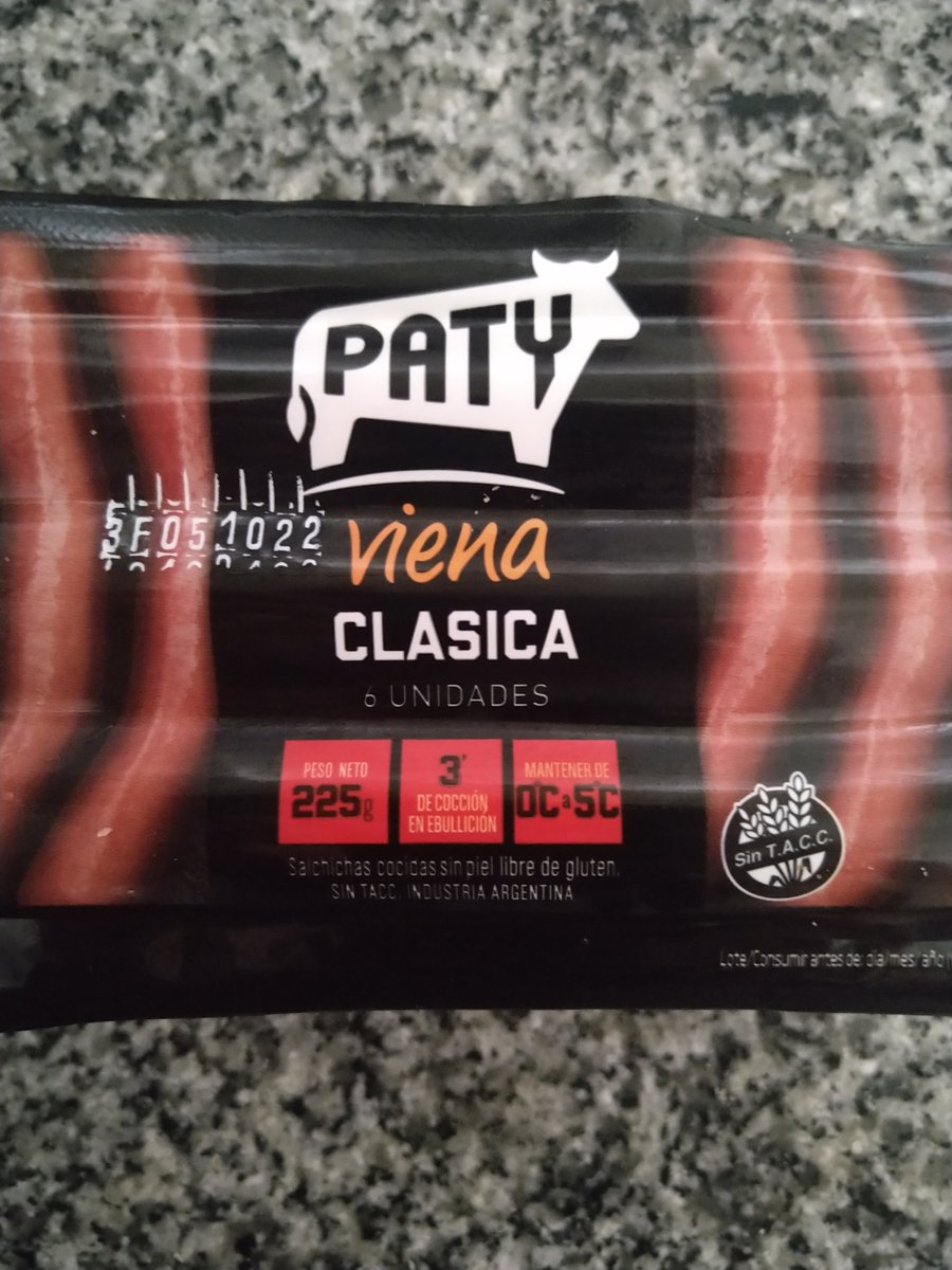 AugustoErbin's tweet image. Expectativa 😃 / Realidad 🤨
5 salchichas por el precio de 6. 
por #Patyviena de #Quickfood.