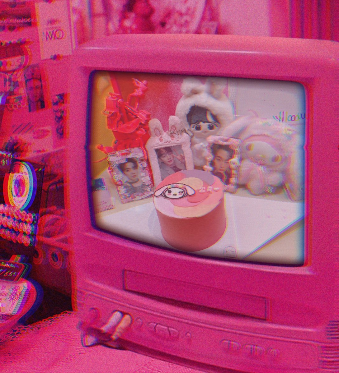yohanbalado's tweet photo. HAPPY YOHAN DAY 💗

Thankyou for giving us a million reasons to look forward to another day 
We are PROUD of you ✨
Stay healthy and be happy  💖

#9월의선물_요한이에게
#KingYohanDay https://t.co/HQL6RNgeqH