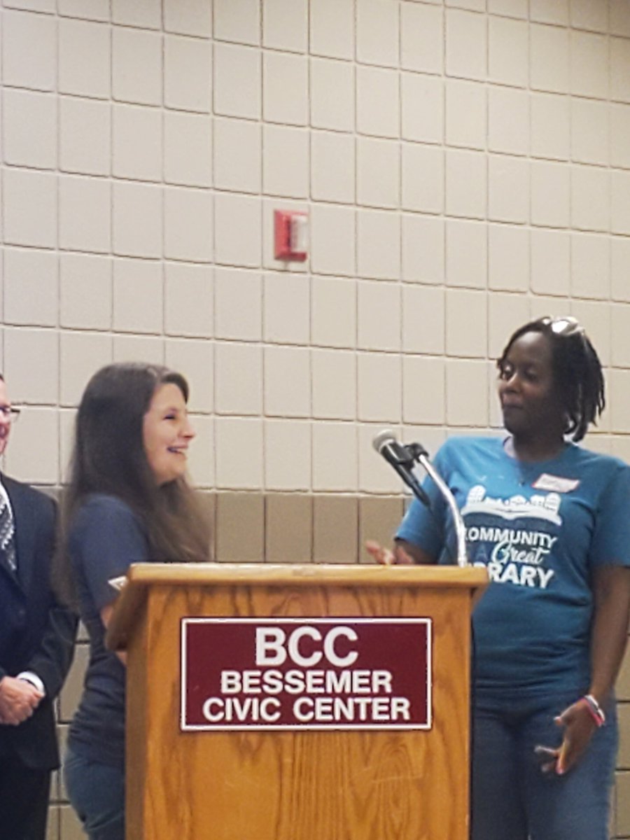 ASLAlib's tweet photo. Your ASLA Board members working for you at The Library Expo in Bessemer.  Reconnecting with and reclaiming members while explaining the importance and benefits of membership.  ❤❤ https://t.co/SlubNES41S