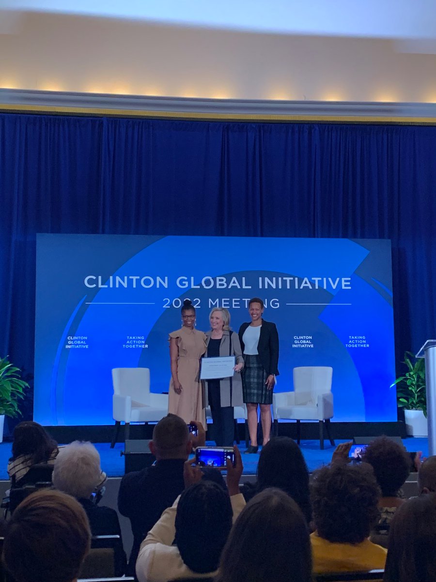 NYCHealthCMO's tweet photo. We were thrilled to have joined @ClintonGlobal with @zahirahzahrah1, announcing our Birth Equity Initiative, a new commitment to expand resources & engage a variety of community partners to reduce birth inequity for Black women & pregnant people in Brooklyn @HillaryClinton #CGI22 https://t.co/1DyxKe5VjX