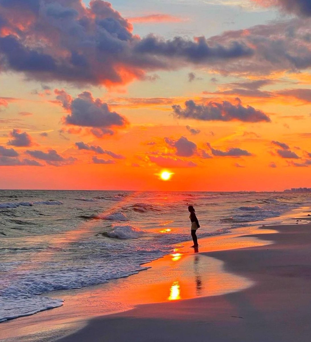 The sunsets lately. 🤌