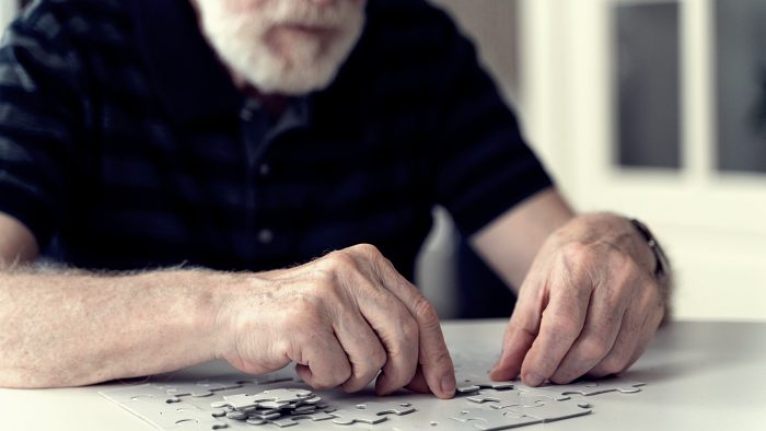 CuidadosDignos's tweet photo. 📌📌 Hoy #DiaMundialDelAlzheimer nuestro apoyo a las personas que sufren la enfermedad, sus familias e investigadores. Animaros a leer el libro CUIDAR: https://t.co/Q6Y966HTaT
&amp;
#NewsletterCuidadosDignos: https://t.co/RBWKAzcAy6
#Alzheimer #Demencia #CuidadosDignos #CuidamosBien https://t.co/oDioeIRn77