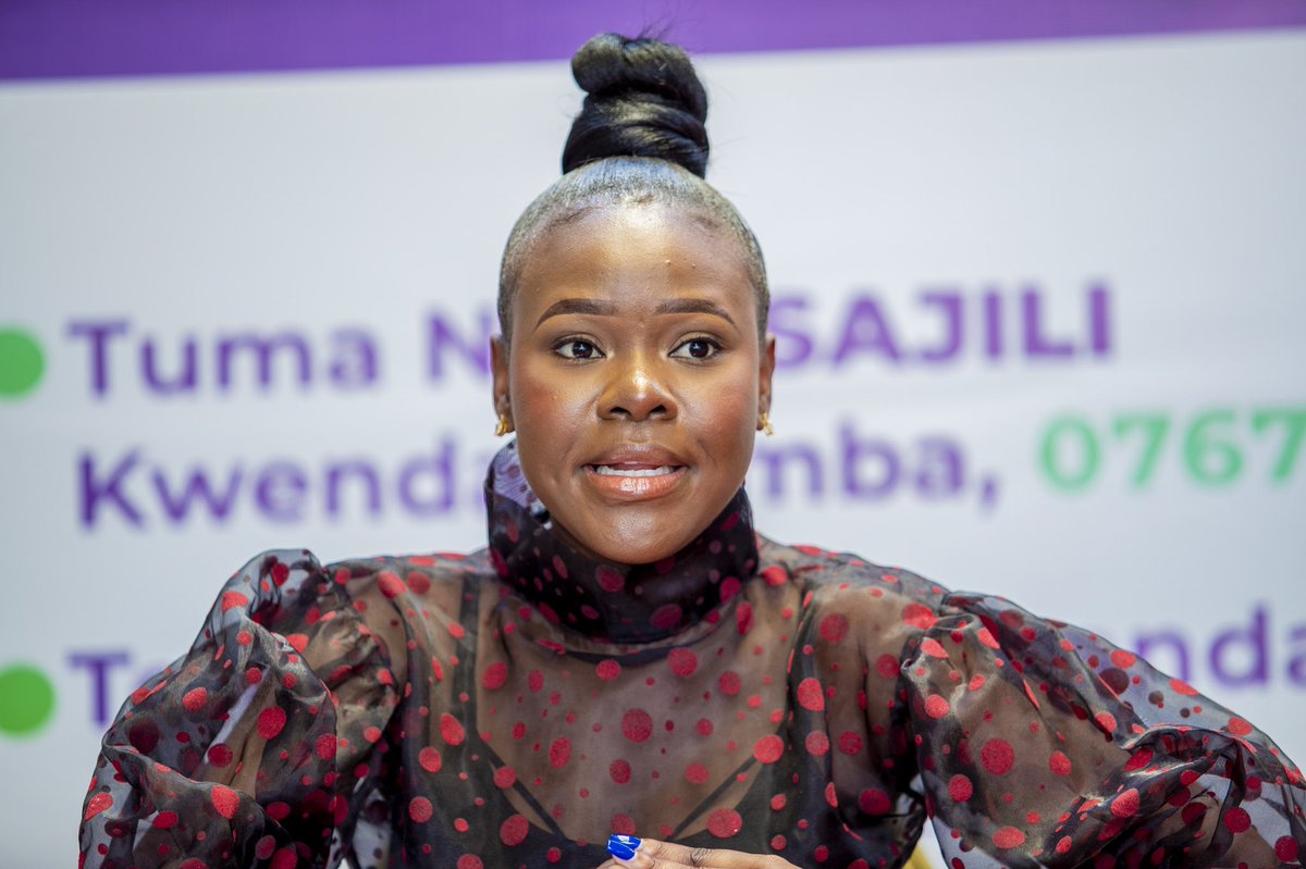 Lydiacharles_'s tweet photo. Girls should not be limited to dream, the bigger the dream the bigger the chance.
And I think I am living mine π
#UjuziBilaData
#JiongezeKidigitali https://t.co/Xv6mBl607J