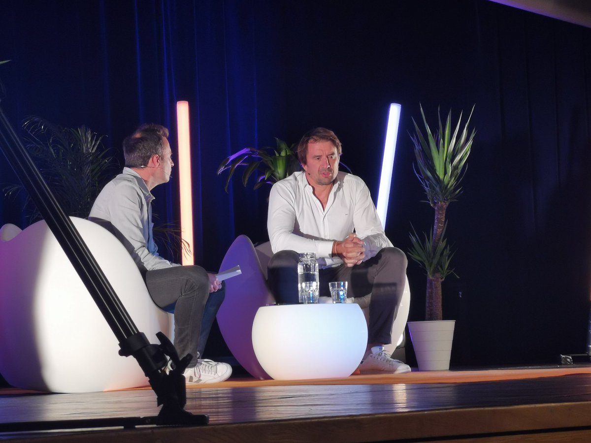 MarieA_Bastide's tweet photo. 1ere conférence Game Changer du côté de @ESCClermont
Sport et RSE au programme de ce talk passionnant avec @JulienPierre4 et @rapou https://t.co/a0ULbHN22W