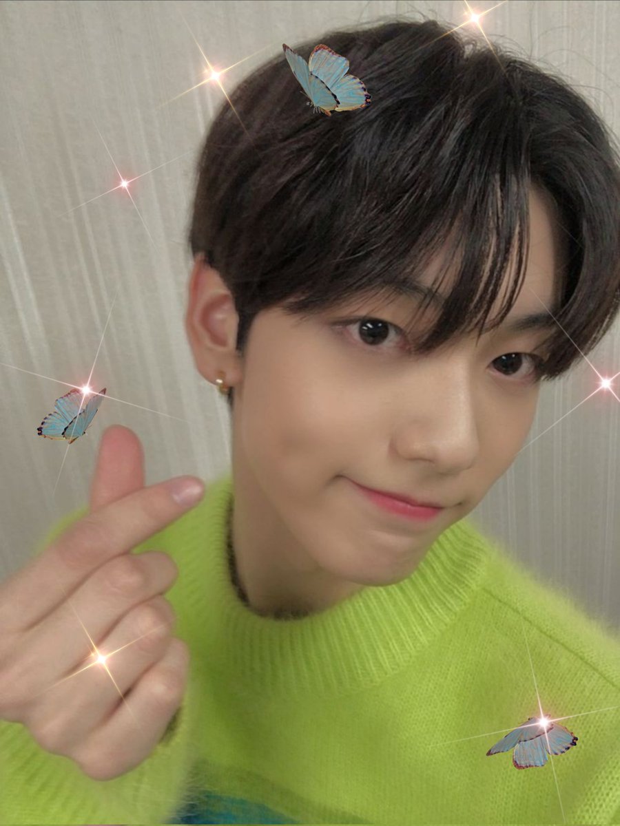 soobya_19's tweet photo. My one &amp; only 🥀#SOOBIN #MSD #MOASelcaDay #TOMORROW_X_TOGETHER @TXT_members https://t.co/foj3bhhodD