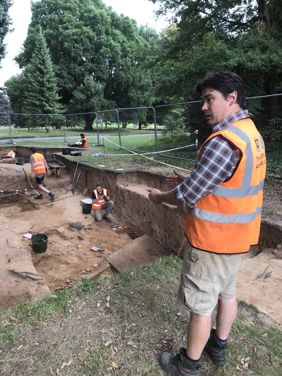Great to visit <a href="/UoNArch/">Archaeology Nottingham</a> students in the final days of this year’s ‘We dig…Wollaton’ with <a href="/YArchaeology/">York Archaeology</a>! Despite challenging weather they’ve made great progress - more signs of the Willoughby’s lost greenhouse emerging.