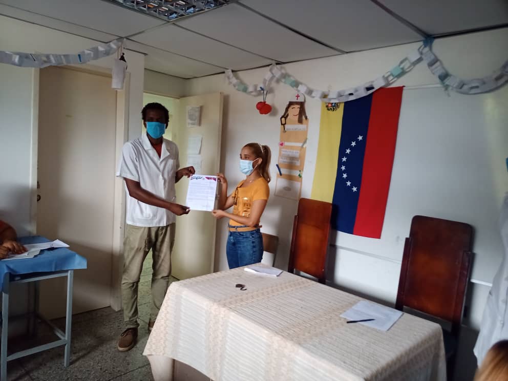 BicentenarioBo's tweet photo. Una felicitación para nuestros colaboradores destacados en el cuatrimestre Mayo- Agosto desde @BicentenarioBo vamos por mas. 
#CodigoSí #CubaPorLaPaz #CubaPorLaVida #CubaEsAmor 
@AdanVillavicen5 @cubacooperaven @Cubacooperabol2 @TapiaRigel https://t.co/CZqQOvbSYV