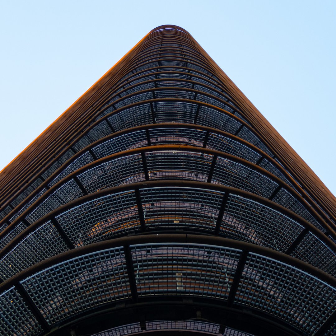 OpenHouseMadrid's tweet photo. 💥¿Cuántas veces habéis pasado por delante del número 81 del Paseo de la Castellana? Este fin de semana, gracias a Open House Madrid, podréis visitar su interior. ¡Os esperamos!
#OpenHouseMadrid #festivalarquitectura #castellana81 #ociogratis #edificiosunicos https://t.co/R63Io7U4ZU