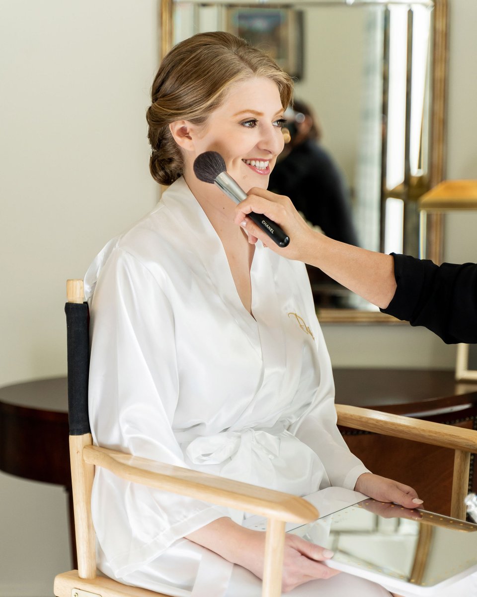 RuthSpirer's tweet photo. A professional makeup consultant may feel extravagant, but a wedding is a very special occasion and every bride wants to look her absolute best on her wedding day. We understand these moments are priceless. Let us help you plan your special day. https://t.co/fIYIN1pnLe https://t.co/Jye3bso5P4