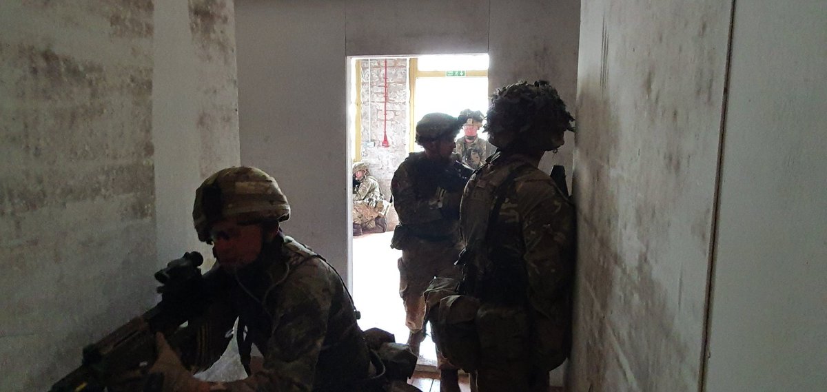 Col Ryan (@corpscolres_re) on Twitter photo Ex Black Cat 22. Well planned and delivered Ex by <a href="/101EngrRegt/">101 Engr Regt (EOD&S)</a>. Delighted to be able to visit and see them finesse their OBUA drills. Pleased DComd 1DIV could address the Tps. <a href="/Proud_Sappers/">Corps of Royal Engineers</a> #SapperReservist <a href="/CorpsColRE/">Corps Col RE</a> Ex Black Cat 22. Well planned and delivered Ex by <a href="/101EngrRegt/">101 Engr Regt (EOD&S)</a>. Delighted to be able to visit and see them finesse their OBUA drills. Pleased DComd 1DIV could address the Tps. <a href="/Proud_Sappers/">Corps of Royal Engineers</a> #SapperReservist <a href="/CorpsColRE/">Corps Col RE</a>