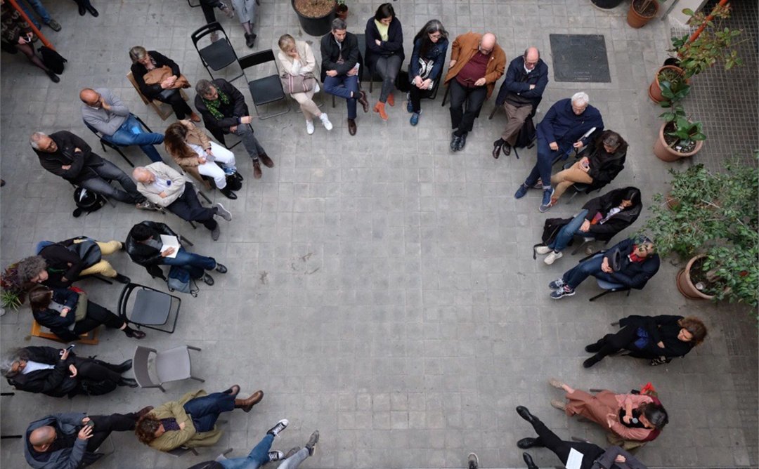 Representatiu i transparent ➡️ així és l'Àgora, l'espai de participació per parlar del futur de l'#arquitectura L'objectiu, ampliar la participació dels col·legiats en el debat sobre el #COAC i la generació de canvis Ens veiem el 29 SET! 🔗 ow.ly/8WLa50K1T6t