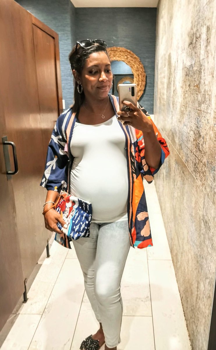 The beautiful Pam Laurenson wearing our Una's wish kimono and bag ❤ This is what inspires me to keep up creating new designs!

You can also find all Isy B.'s pieces on isybdesign.com (free delivery in the Cayman Islands)

#isybdesign #resortwear #caymanislands