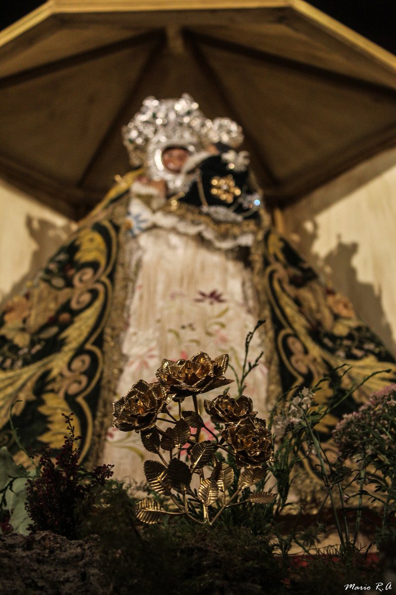 Galería| Altar de Triduo a Ntra. Sra. de la Cabeza de San Juan de la Palma <a href="/VCabezaSevilla/">𝗩𝗶𝗿𝗴𝗲𝗻 𝗱𝗲 𝗹𝗮 𝗖𝗮𝗯𝗲𝘇𝗮</a> <a href="/MaestroTejera/">Maestro Tejera</a> …reinciensoyazaharcofrade.blogspot.com/2022/09/altar-…

📷 <a href="/MarioRosales7/">Mario Rosales</a>