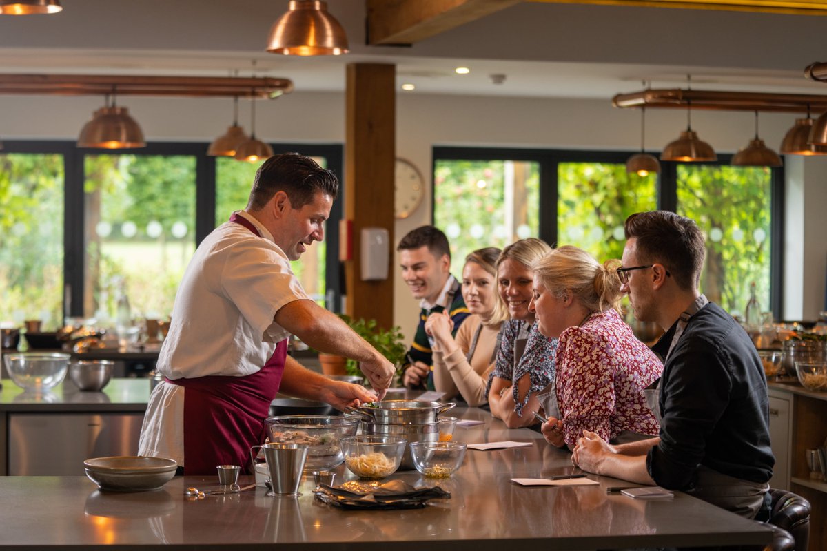Create curries from across the globe with the 'Curries of the World' full-day cookery class...👨‍🍳

Usually a sell-out experience, we've now had some last-minute availability open up, so book now and get ready to spice up your skills!

Discover more: bit.ly/3LuvGdi