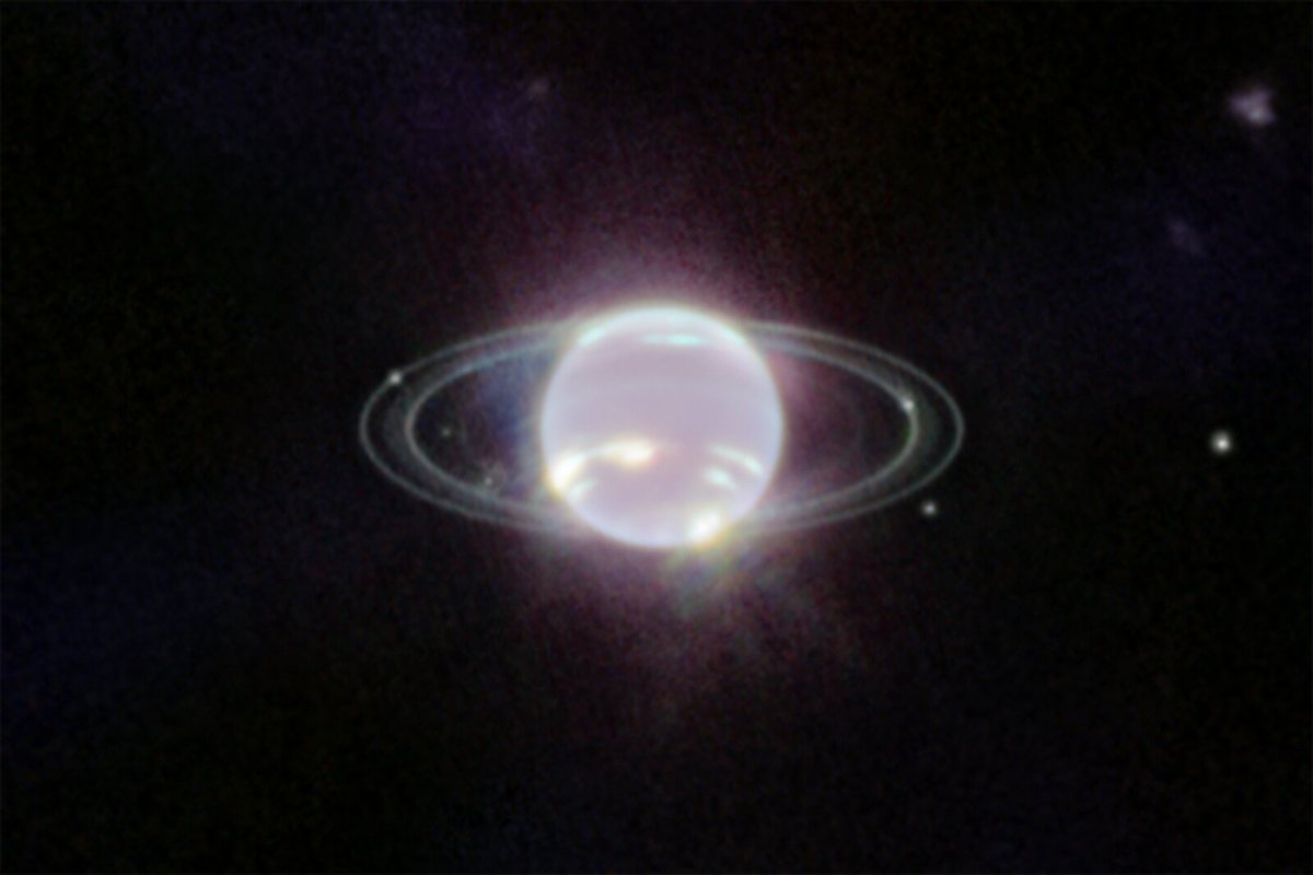 NASAExoplanets's tweet photo. Enhance!
@NASAWebb turned its infrared eye on Neptune and got the clearest images in decades of the ice giant's rings. The closeup is stunning, but so is the far-away view, showing our solar system's most distant planet and moons with galaxies far beyond. https://t.co/cGc1cpzc1V https://t.co/9SYR4NhL4R
