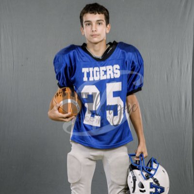 xriser22's tweet photo. #NewProfilePic https://t.co/MGfcoGxOLp