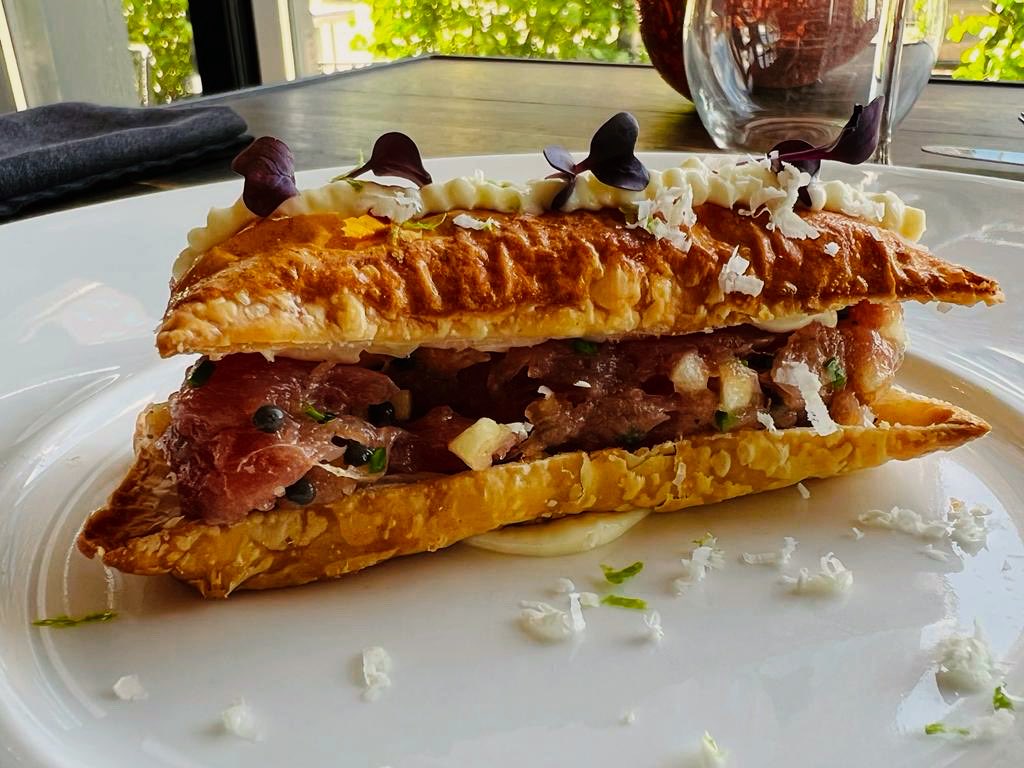 Cotazur (@cotazurbyrosso) on Twitter photo 