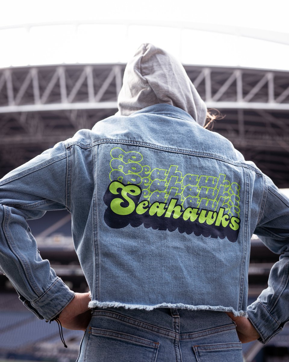 SeahawksProShop's tweet photo. Denim on denim, but make it Seahawks. New Seahawks @WEARbyEA Cropped Denim Hoodie Jacket.
Available in-store now.
#SeahawksStyle x #GoHawks https://t.co/FiVNjVy5BR