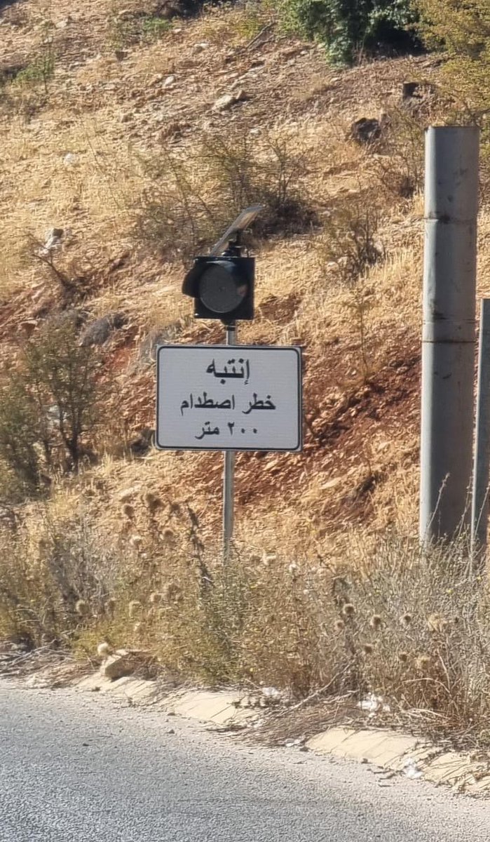 majidaelroumi's tweet photo. ما جيت صادق دموع
ولا دين الظلام 
جيت إهدي العتمة شموع 
#ماجدة_الرومي https://t.co/PtHTffyYJw