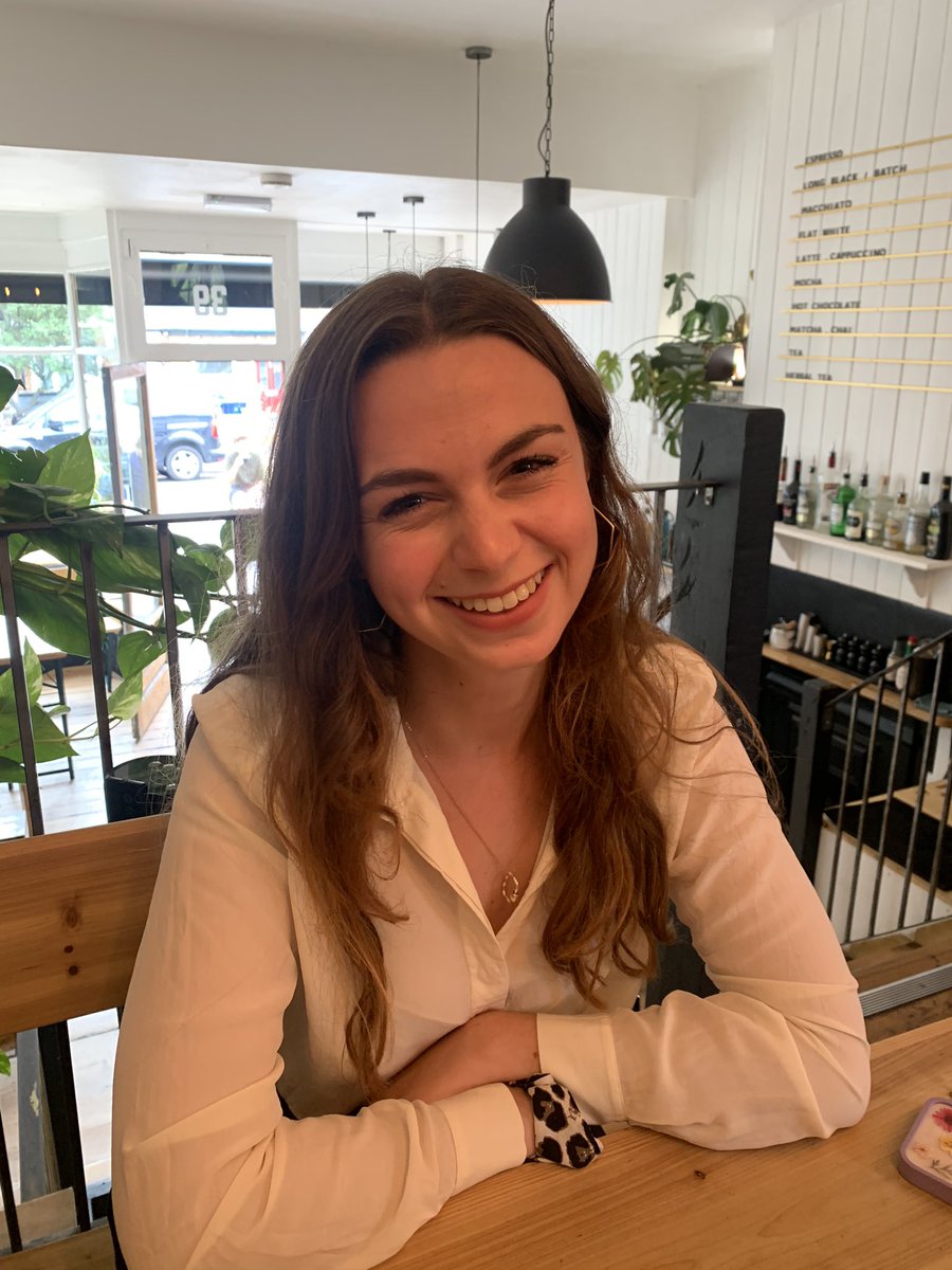 SleepWell_Study's tweet image. Today we say farewell and a huge THANK YOU to our wonderful research assistant Ellen who has been absolutely outstanding throughout SleepWell. Exciting times ahead on the DClin course @oxicpt 🌟 🌟🌟