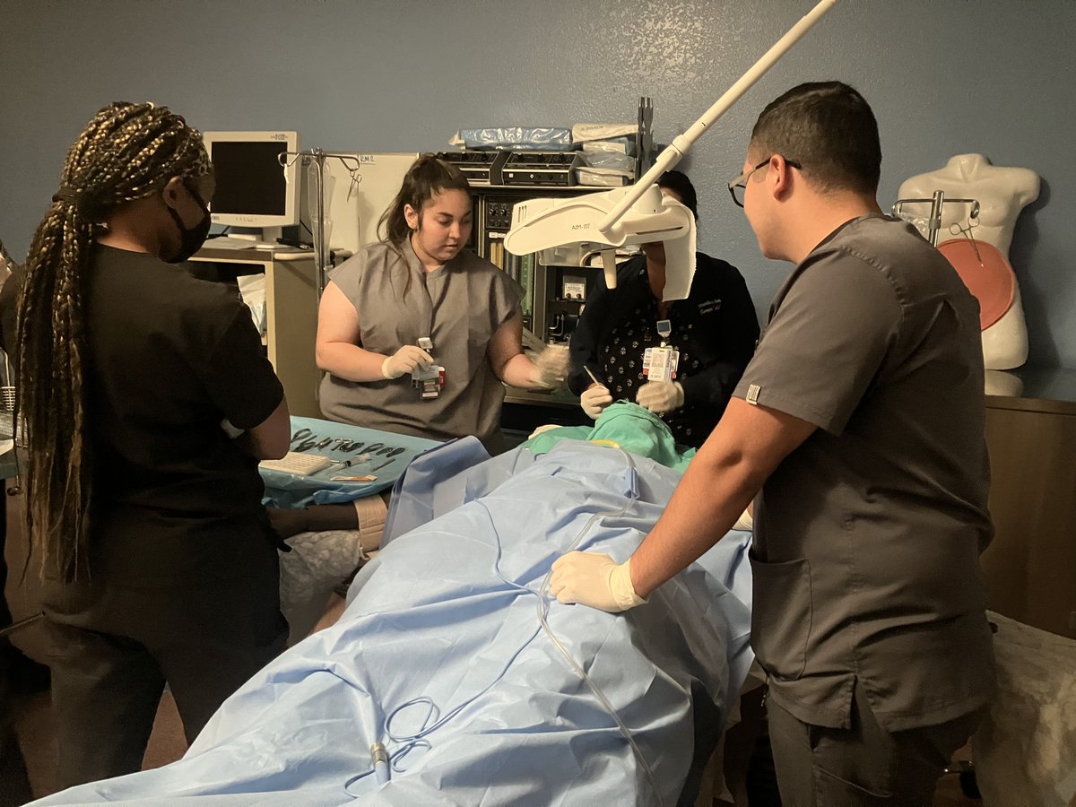 SJVC's tweet photo. Check our our #SurgicalTechnology students learning about advanced surgical procedures! Mrs. Rodriguez from #SJVCBakersfield introduced them to ophthalmology procedures! 👀 #SurgTechWeek https://t.co/OKvYrKmX4n