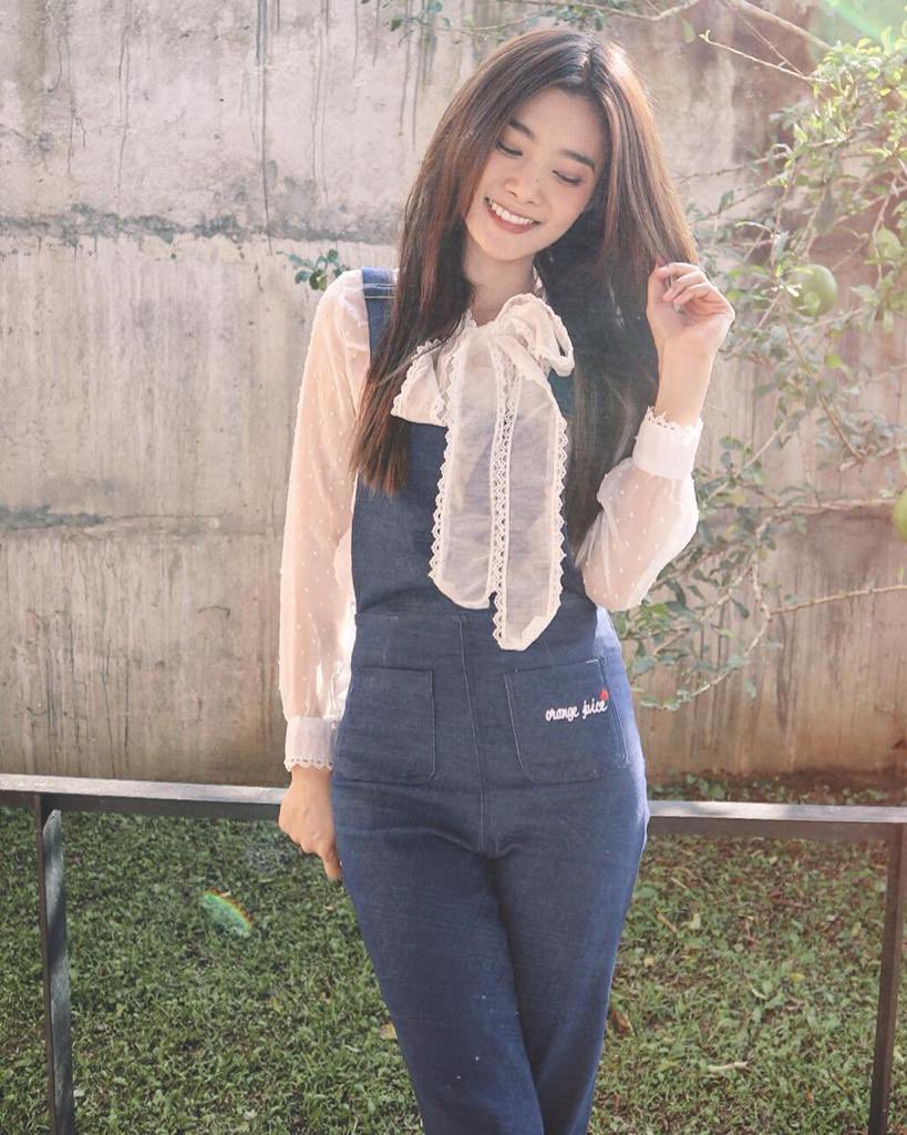 Fa86844688's tweet photo. ไม่ว่าอะไรจะเกีดขื้นเราก็ไม่ยอมให้ใครเห็นได้ว่าเราอ่อนแอ https://t.co/1N9JX6KJdb