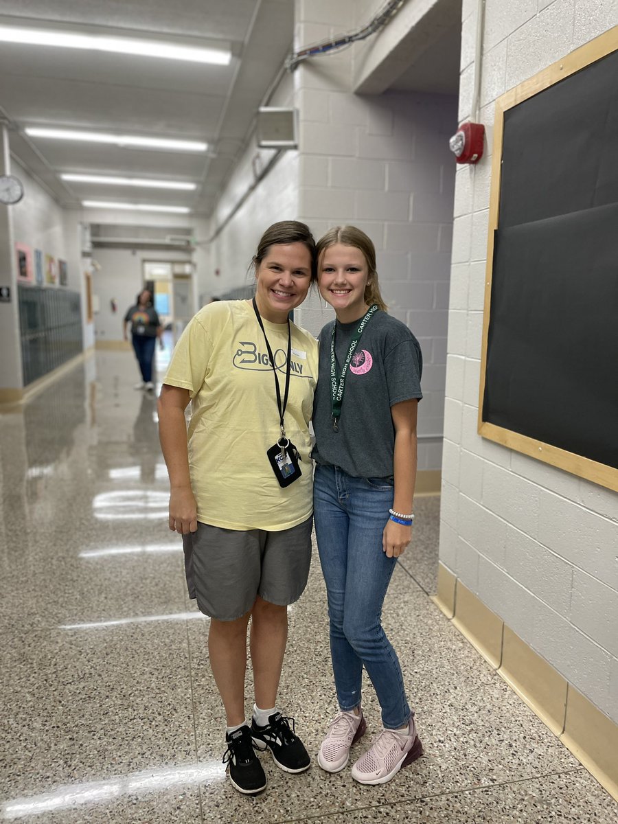 HeltonKacy's tweet photo. Dress Like A Teacher day! These Mrs. Helton lookalikes are looking good! #CHSHoCo https://t.co/nH79QiMdoq
