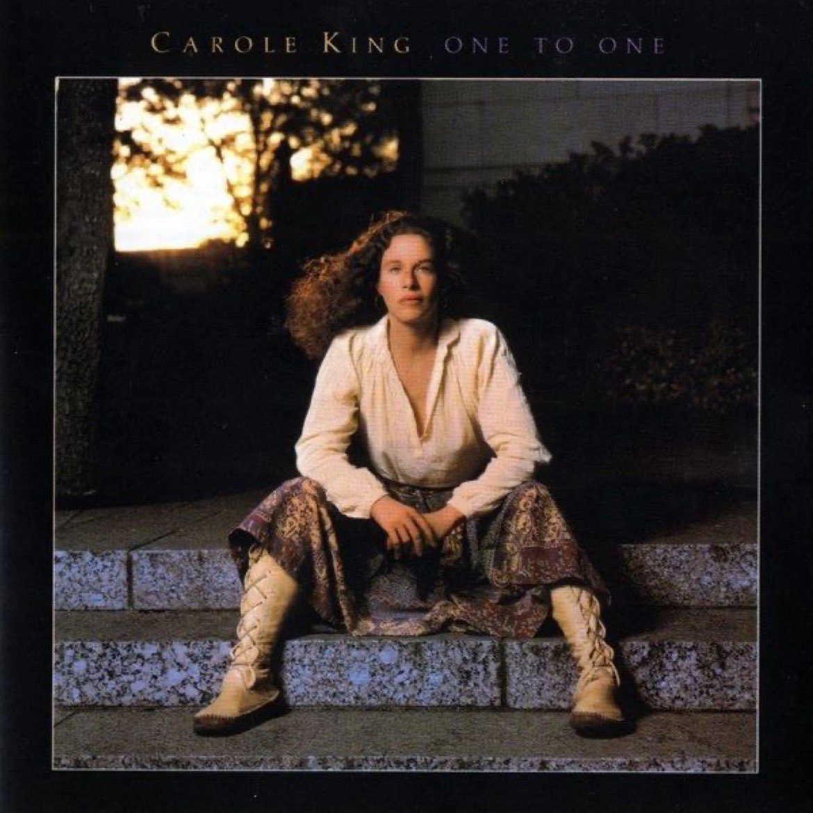 Carole_King's tweet photo. Repost from @albumcover.oftheday
•
"One to One" is the 12th album by Carole King, released in 1982. It is also the name of the accompanying concert video, that contains on-camera comments by Carole King as well as live performances from the album.
#OneToOne #CaroleKing #ItsAWar https://t.co/b481ifyDf5