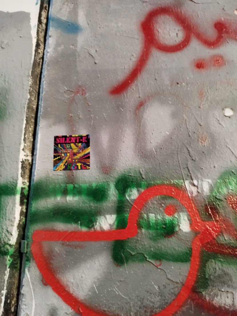 Silent__K__'s tweet photo. BIG up our main man Dave Mack from the Steel City out in Bethlehem repn’ the -K 💥🧠✌️🇵🇸 

#bethlehem #dustyroad #banksy #freepalestine #peaceinthemiddleeast  #nomorewalls @banksynews https://t.co/FklN0Dvw7H