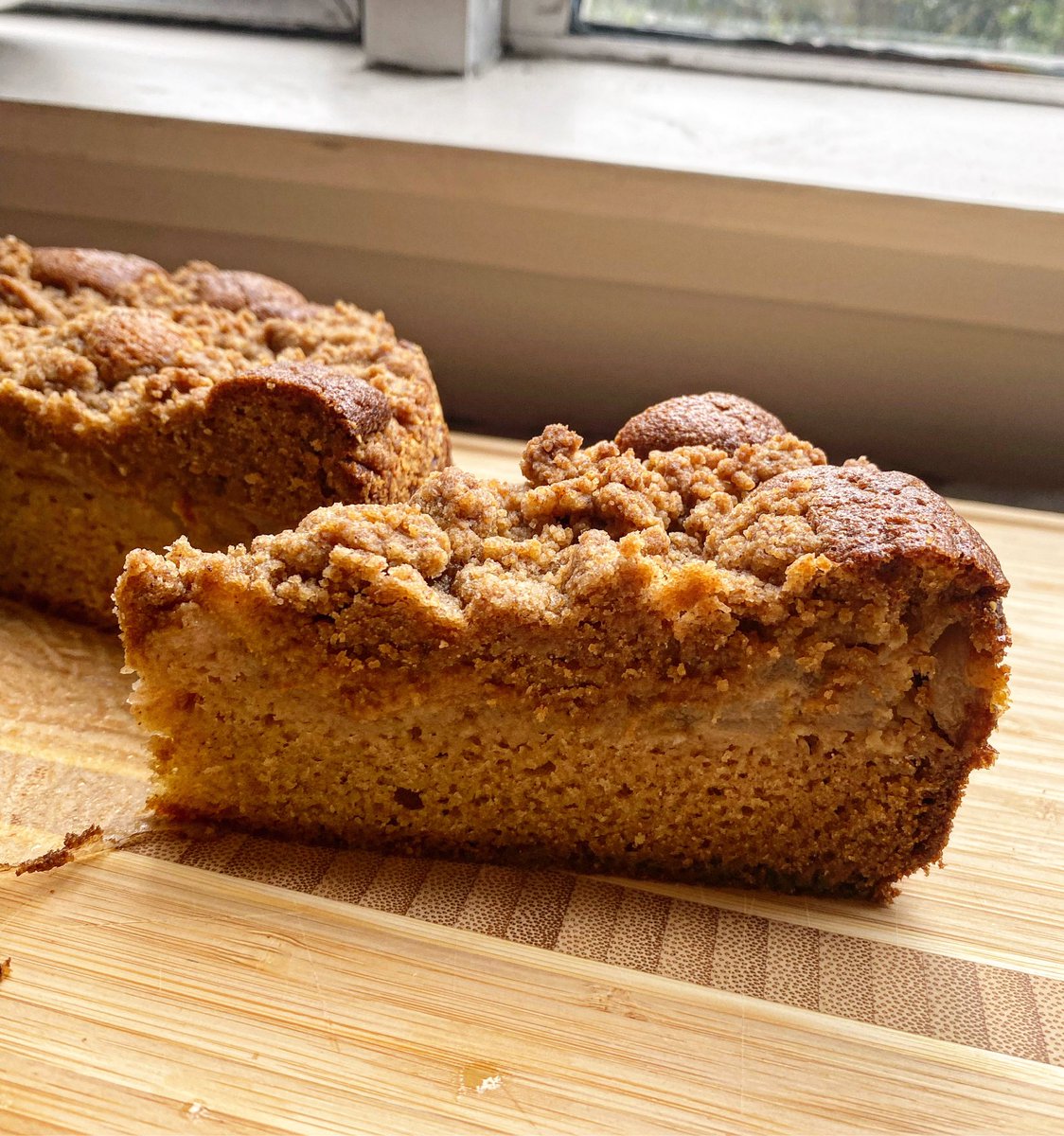 warren pears, hawaj spiced streusel, and a spelt-cream cheese base, because its good to have a coffee cake ready for folsom weekend — you never know who’s going to drop in.