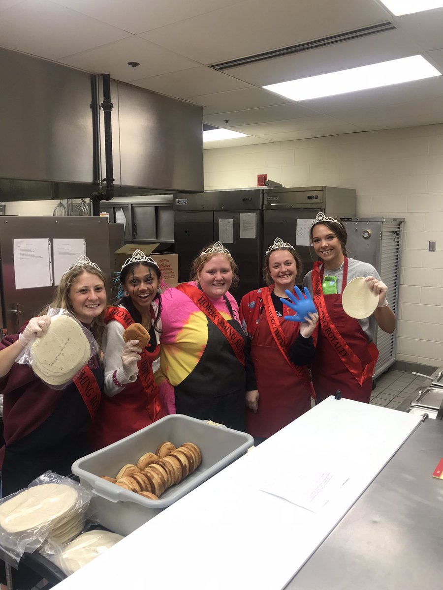 Thank you Queen candidates for serving lunches today!