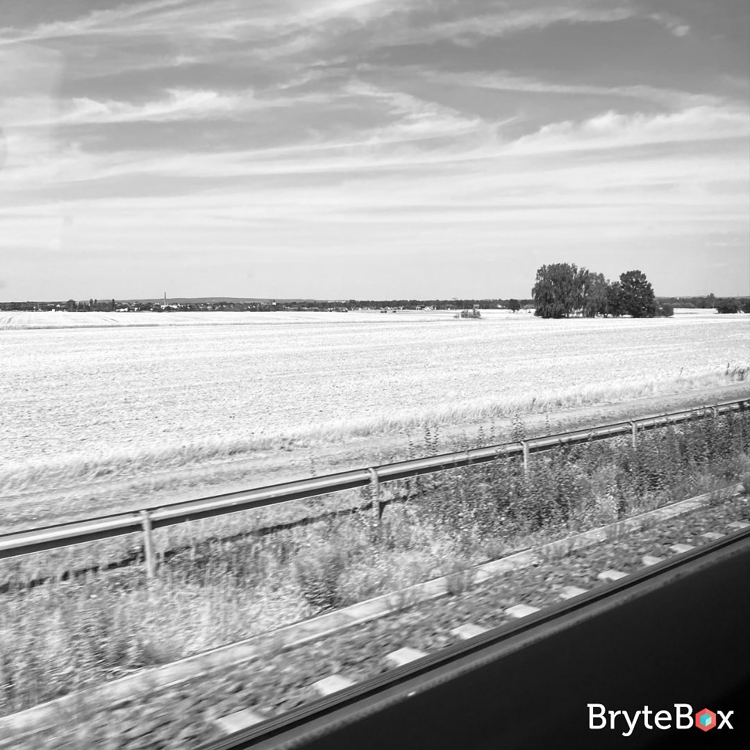 BryteBox's tweet image. It is no secret that our team navigates dozens of flights, trains and Ubers every month! Brand Manager Abigail recently spent 8 days in a small medieval German town outside of Dresden. Can you guess where?