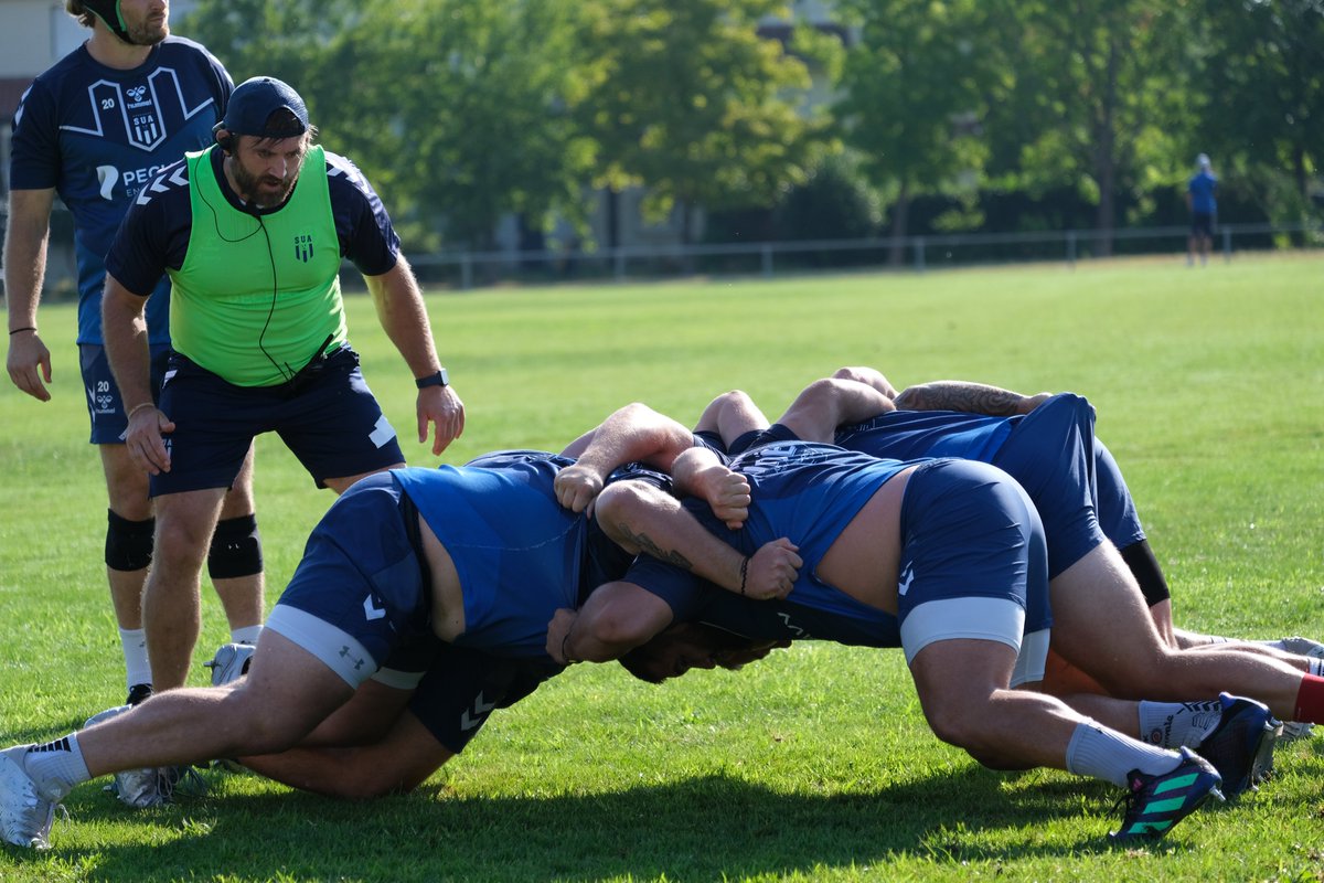 agen_rugby's tweet photo. J-2⃣ avant la rencontre face à Rouen !
Pour ce dernier match du bloc, les Agenais se préparent au choc face à l'actuel 3ème 🔥 https://t.co/aZhgBWQ2Vz