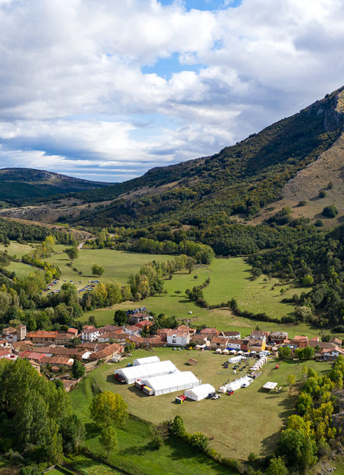 ¿Estas ya preparado para disfrutar la gran feria de naturaleza y ecoturismo #NATURCYL? 
Este fin de semana te esperamos en #Ruesga, será un encuentro magnífico🗻🌲🦌🍃🪺🍄
#Palencia #naturaleza #ecoturismo #turismo #sostenible #MontañaPalentina <a href="/CyLesVida/">Turismo Castilla y León</a> 
naturcyl.es