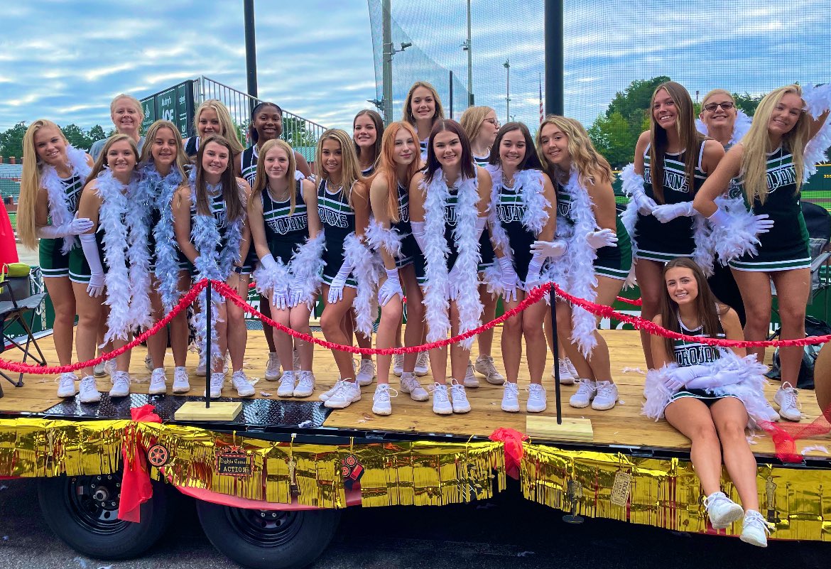 NorthHallHigh's tweet image. HOMECOMING PARADE!

On Friday, September 23rd
9:30 AM 

Come see Homecoming Court, North Hall band, football, cheer, various NHHS student sports, clubs, and activities, and floats from: @northhallmiddle @WaukaMountain @MVESGainesville @riverbendes 

#ClusterPower #ONEnorthhall