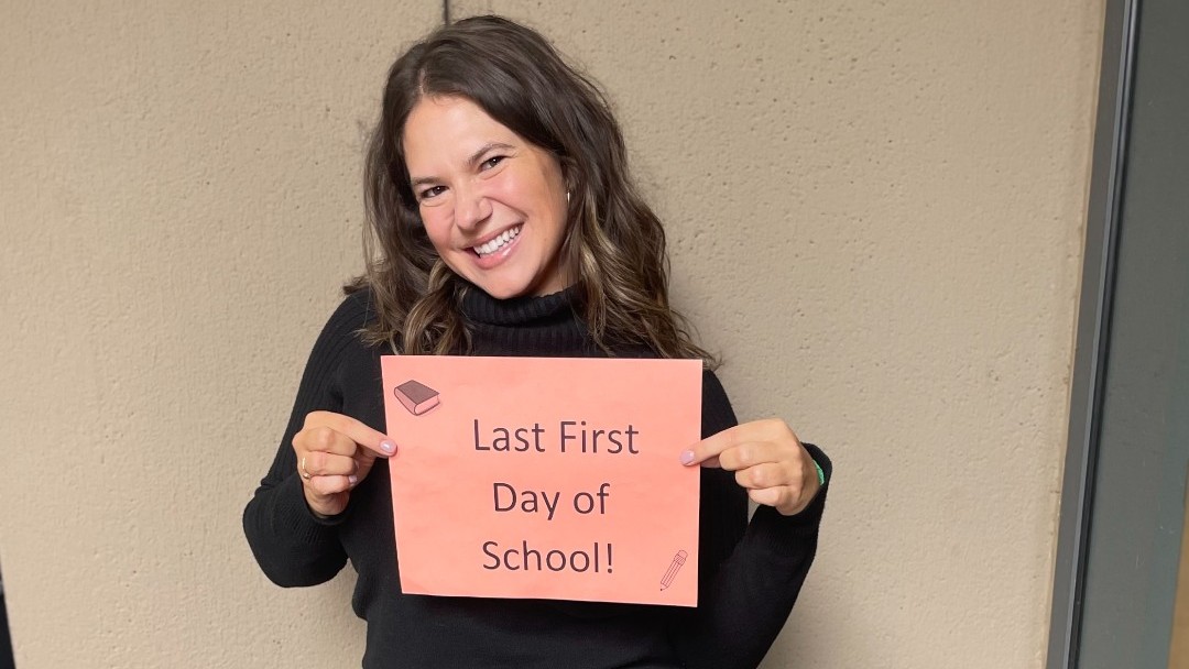 Today marks the first day of fall instruction for the 2022-23 academic year at #UCDavis! We hope it is a great day for everyone whether you are starting 18th grade, 24th grade or this is your last, first day of school! 
Show us your #firstdayofschool photos #gradstudents!