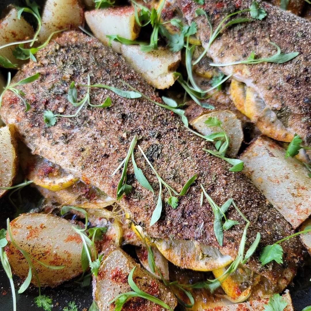 chinaecho8's tweet photo. Wood Fired Great Lakes Fresh Florida Trout With Smoked Paprika Potatoes Pickled Garlic, Brown Butter Ghee, Lemon &amp; Micro Cilantro
#Trout #TroutFishing #FloridaFishing #SaltLife #Fishing #FishingLife #FreshCatch #CatchOfTheDay #Florida #FloridaLife #GirlsWhoFish #CoastalLiving https://t.co/oIb8lNgLWl