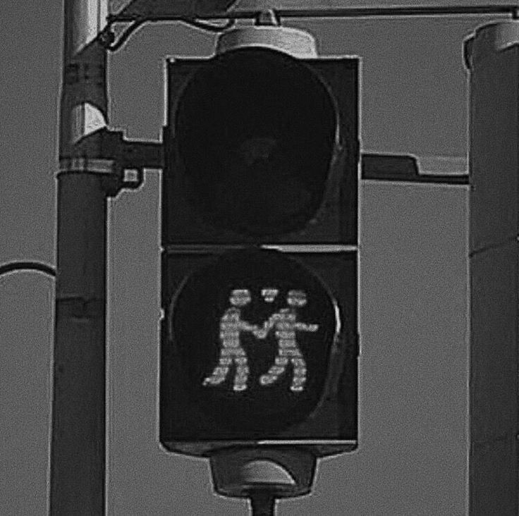 cciceamericano's tweet image. ` * ♡︎ • ° Preguntas del amor que puedes responder si no tienes nada que hacer ° • ♡ * ´

` * by admin 🐻 * ´