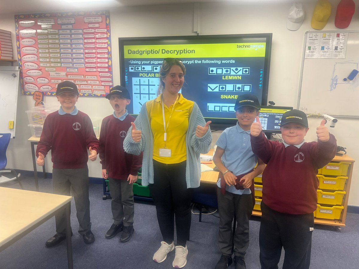 YSGOL LLANRUG tweet media