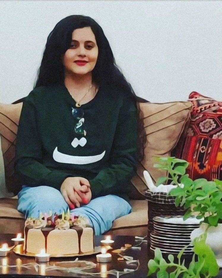 imxraha's tweet photo. Happy birthday girl
You don’t die.
#مهسا_امینی #MahsaAmini https://t.co/71BpxIooZY