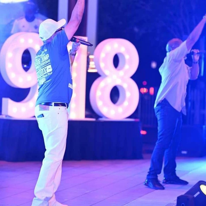 Playya1000M's tweet photo. Much love to @stephxsimon and @GuthrieGreen for allowing me to host and us to perform at Hip Hop 918 this past Sunday in Tulsa on 918 Day! It was an amazing event and we had a phenomenal time! #salute
New music coming soon! #Wiggle #wigglechallenge https://t.co/5Y6MAd4U9L